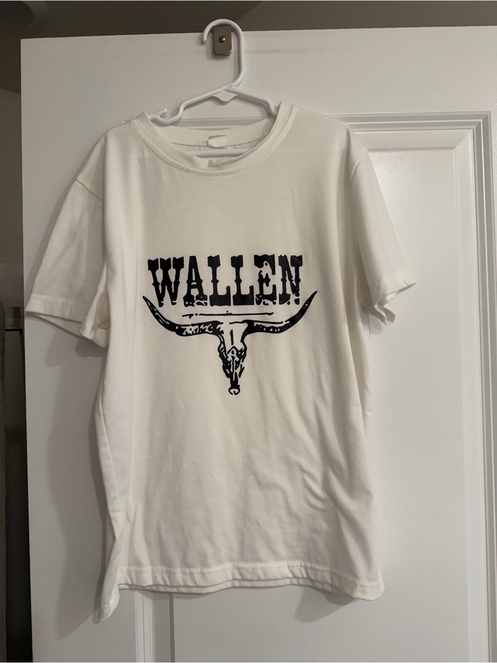 Men's White Graphic Logo T-Shirt
